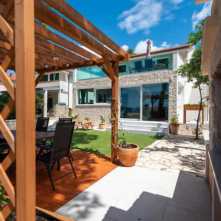 Apartment Serenum Sibenik