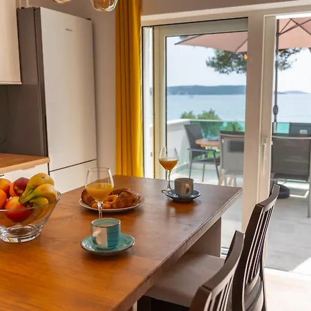 Serenum Apartment *